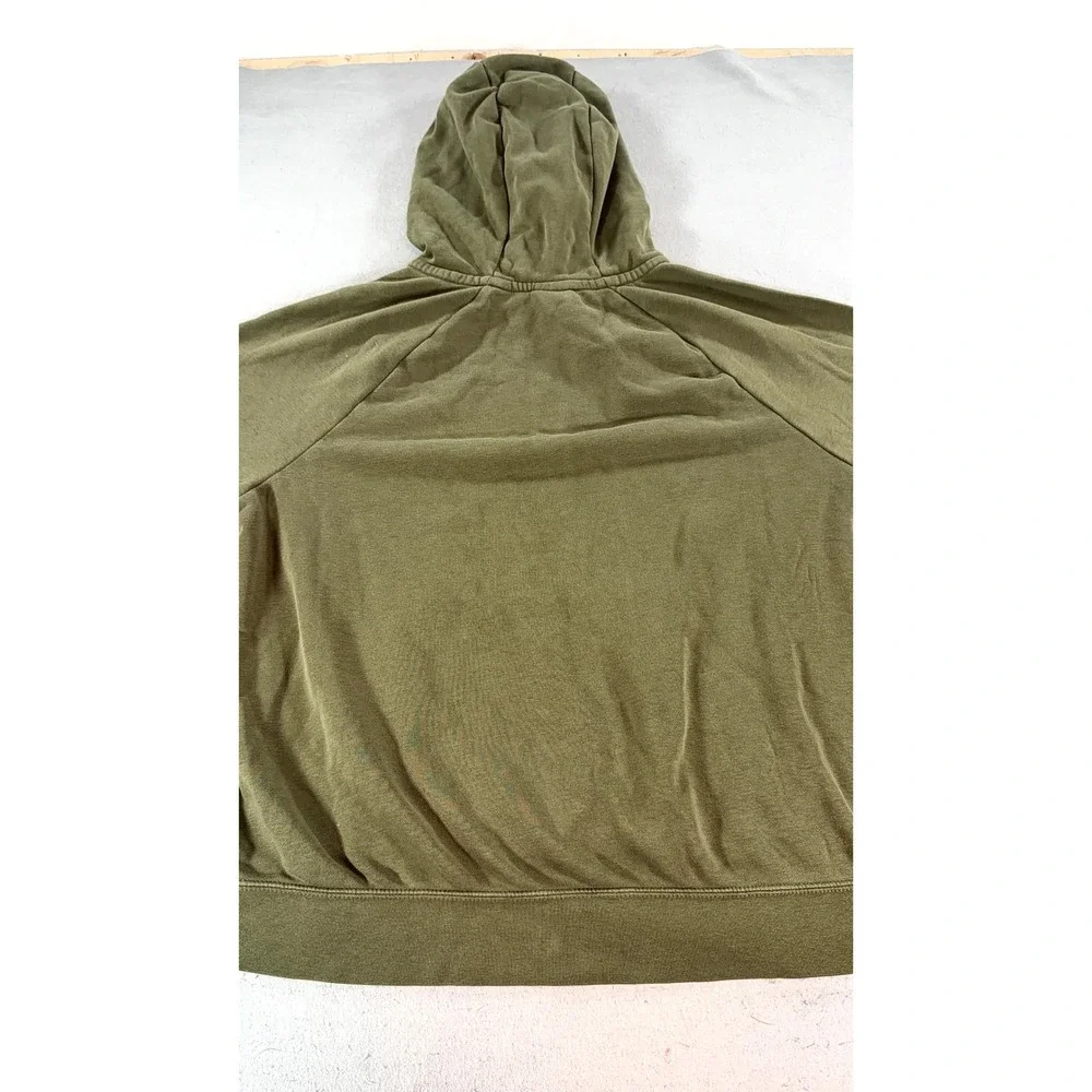 Nike sportswear essential